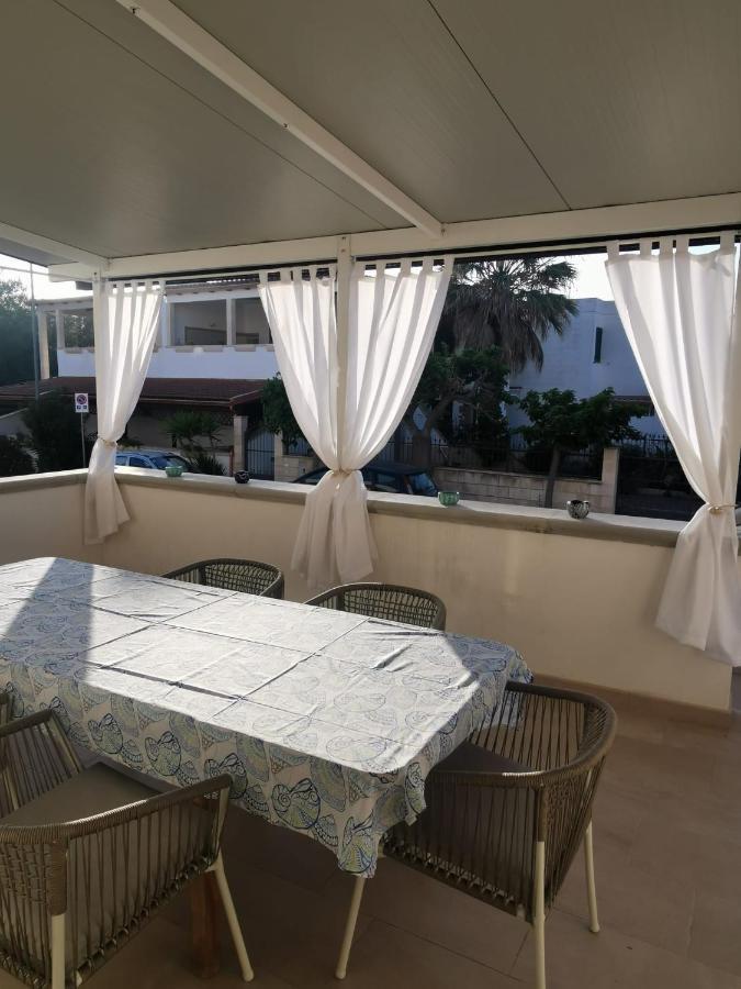 Villa Ticia A 100 Metri Dalla Spiaggia Con Parcheggio Privato Лидо Марини Екстериор снимка
