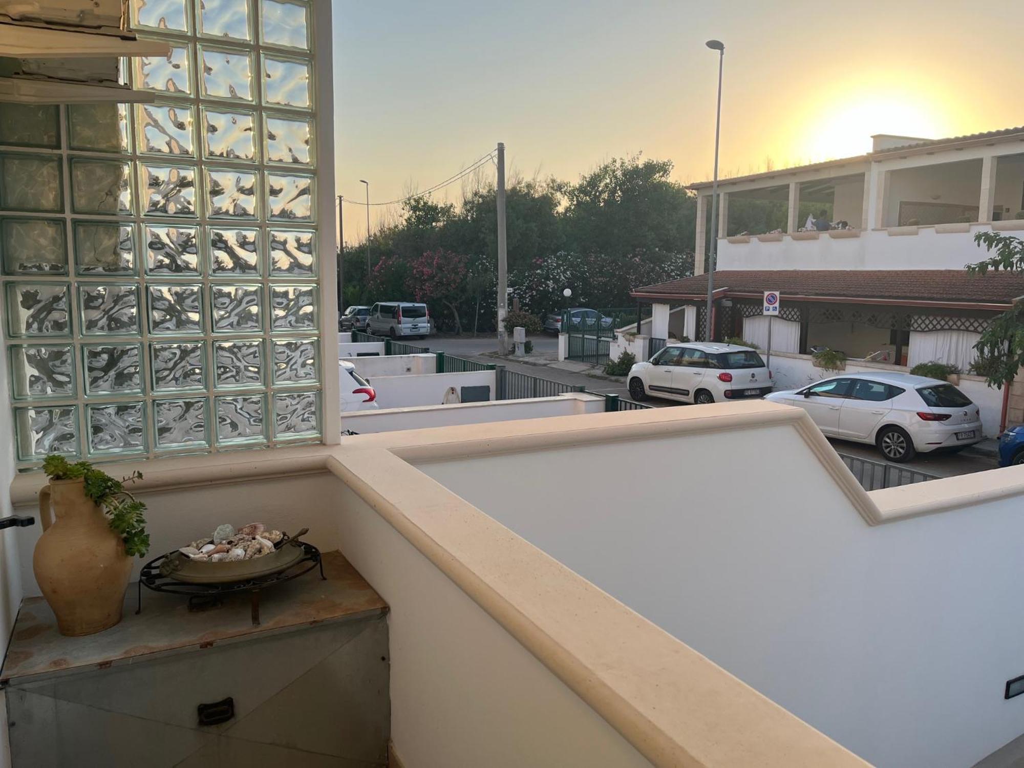 Villa Ticia A 100 Metri Dalla Spiaggia Con Parcheggio Privato Лидо Марини Екстериор снимка