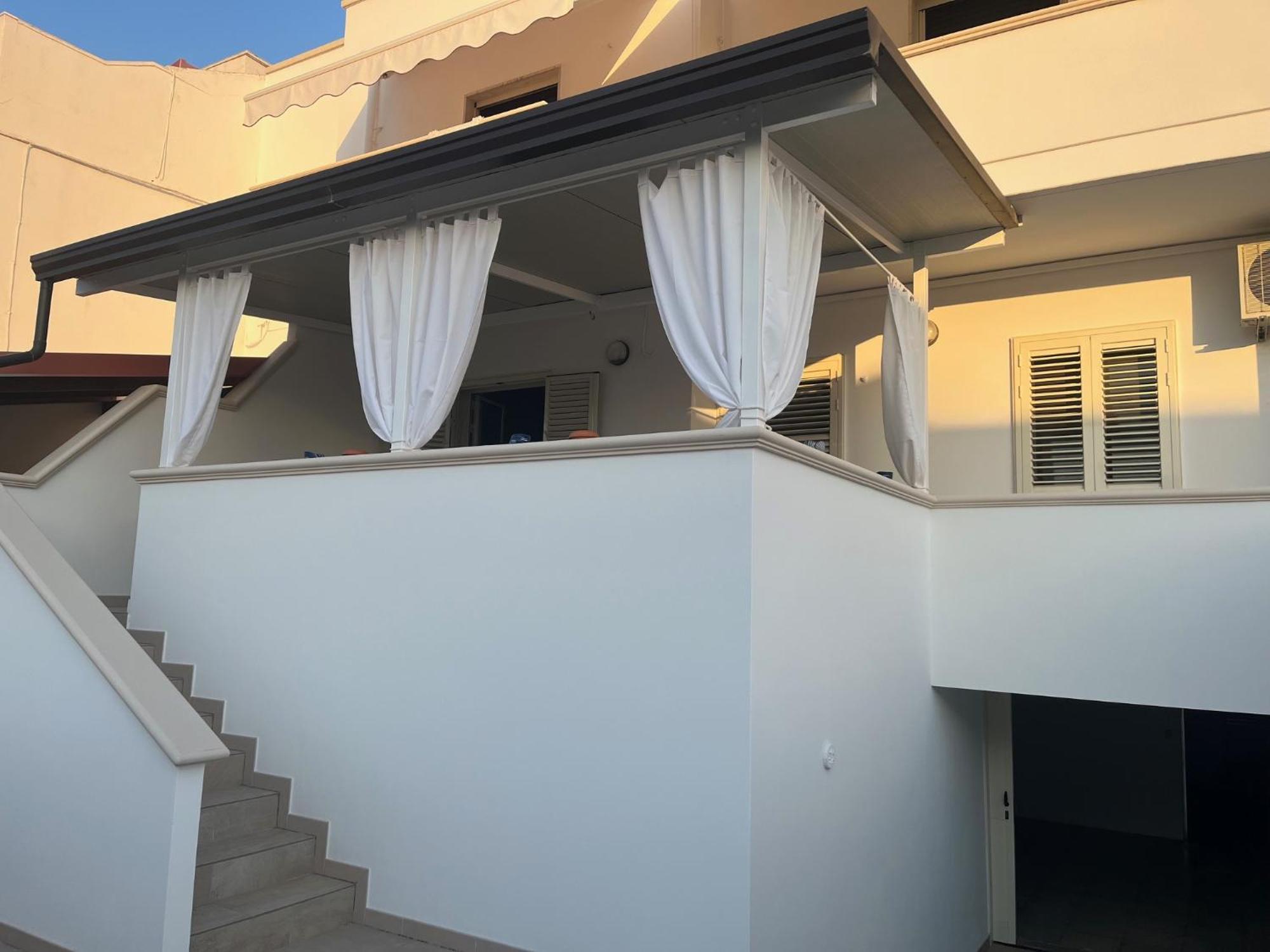 Villa Ticia A 100 Metri Dalla Spiaggia Con Parcheggio Privato Лидо Марини Екстериор снимка