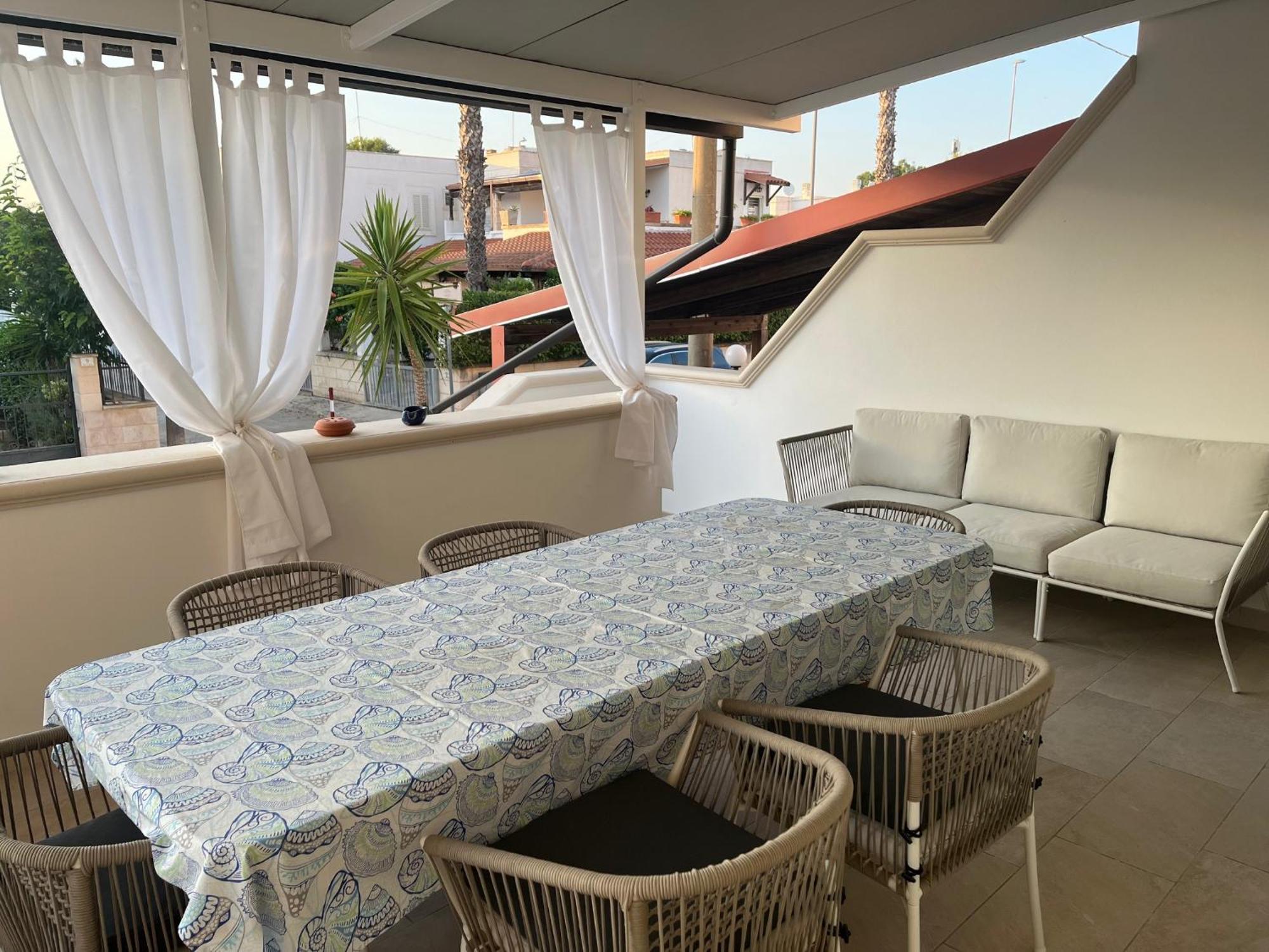 Villa Ticia A 100 Metri Dalla Spiaggia Con Parcheggio Privato Лидо Марини Екстериор снимка